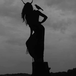 Meet your Posher, Elisa